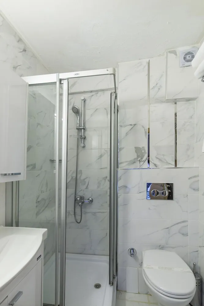 Deluxe Tek Büyük Yataklı Oda, Balkon