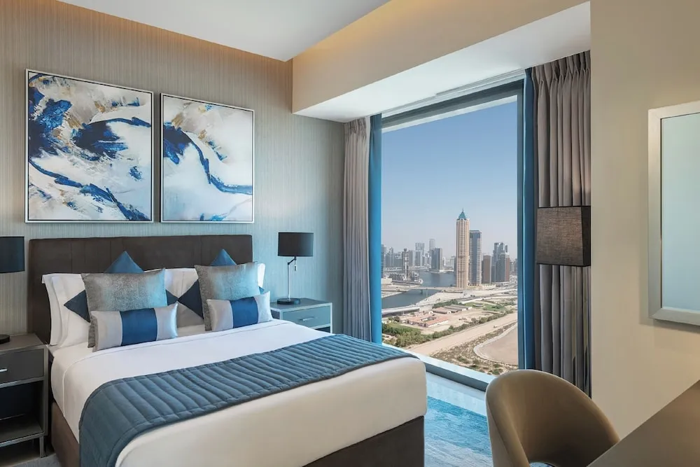 2 Bedroom Canal View