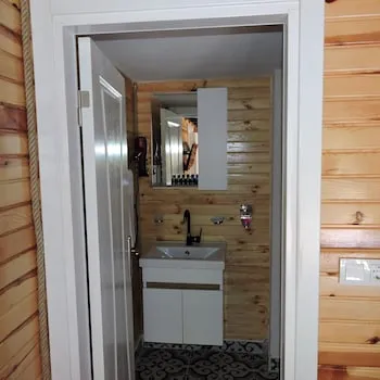 La Casa De Madera
