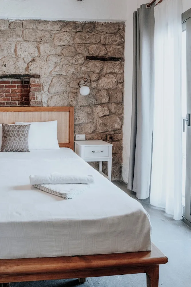 Comfort Oda, 1 Büyük (Queen) Boy Yatak