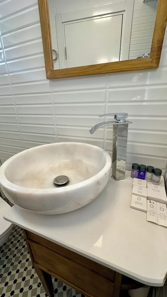 Comfort Oda, 1 Büyük (Queen) Boy Yatak