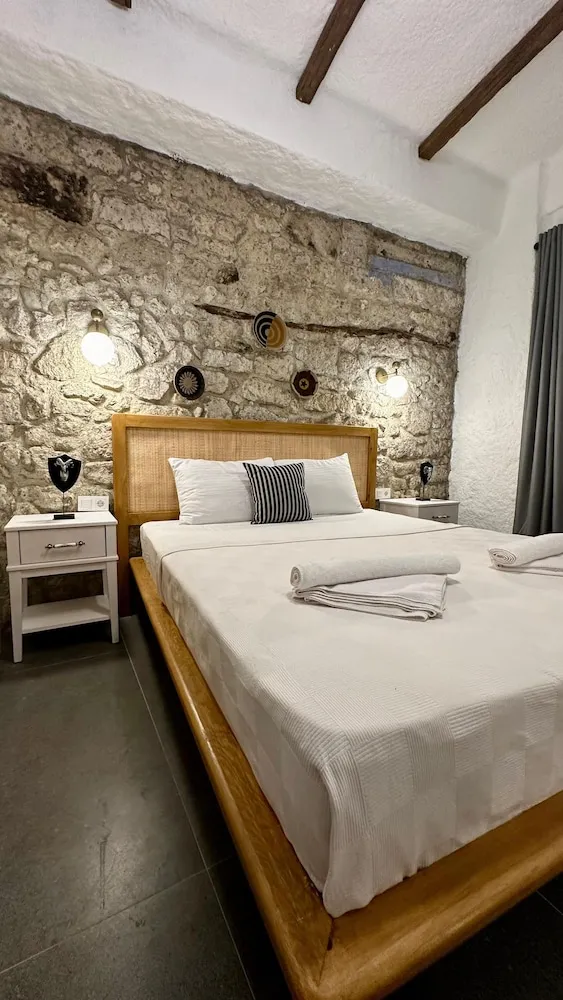 Comfort Oda, 1 Büyük (Queen) Boy Yatak