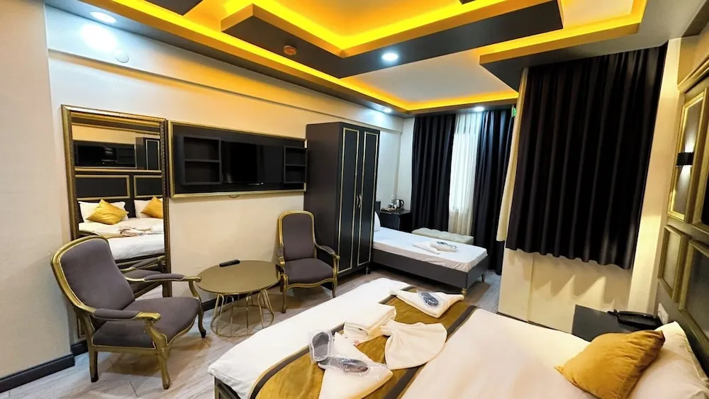 Superior Üç Kişilik Oda, Sigara İçilmez, Balkon