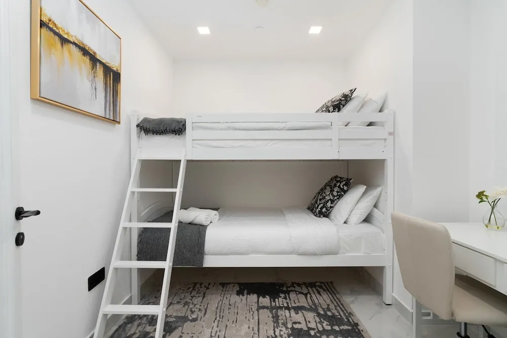 Elite Apart Daire, Balkon, Şehir Manzaralı