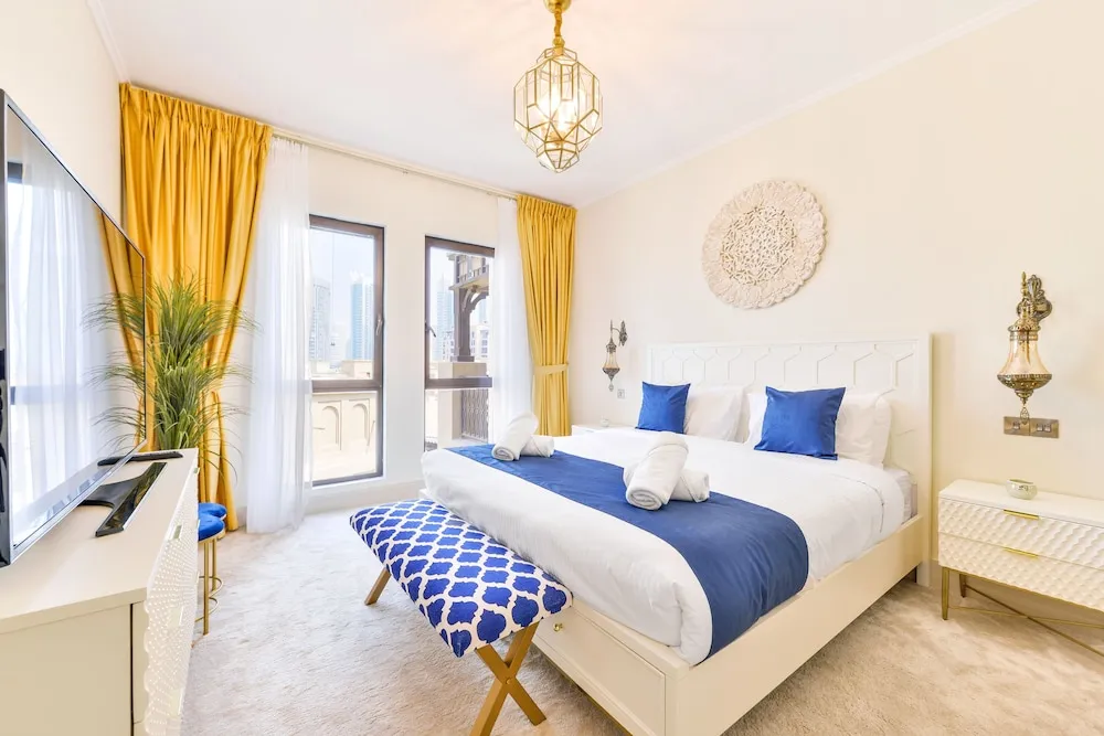 Deluxe 2BR Apartment