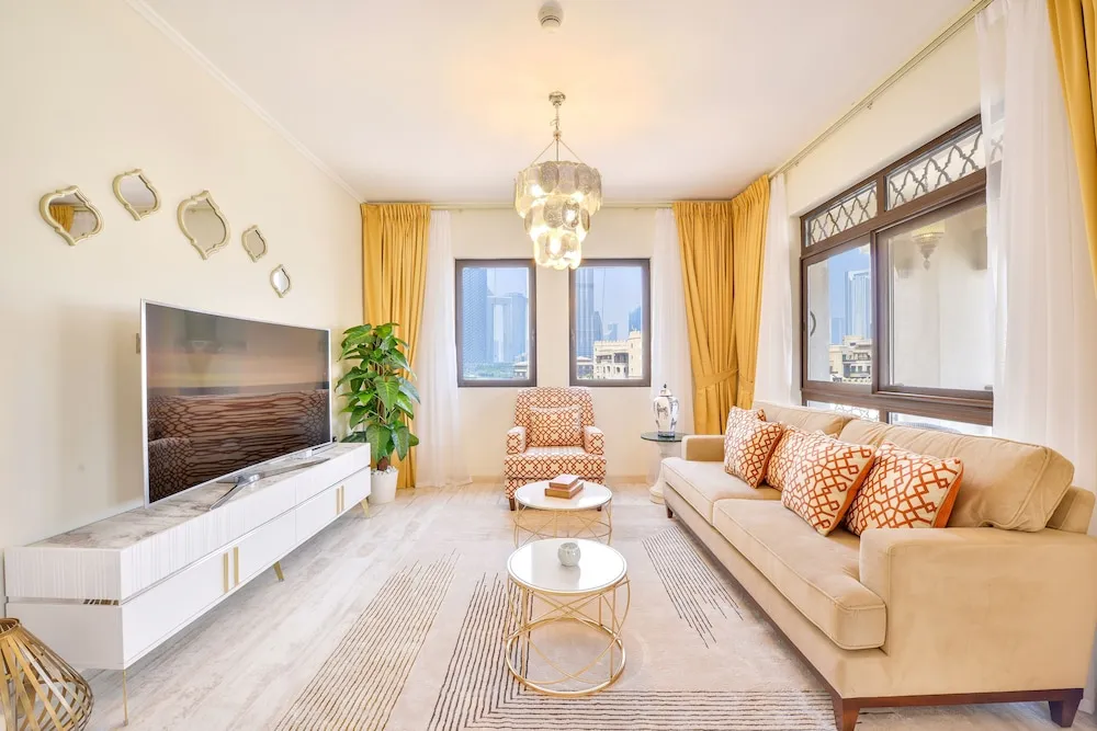 Deluxe 2BR Apartment