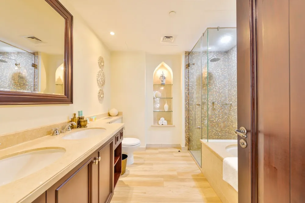 Deluxe 2BR Apartment