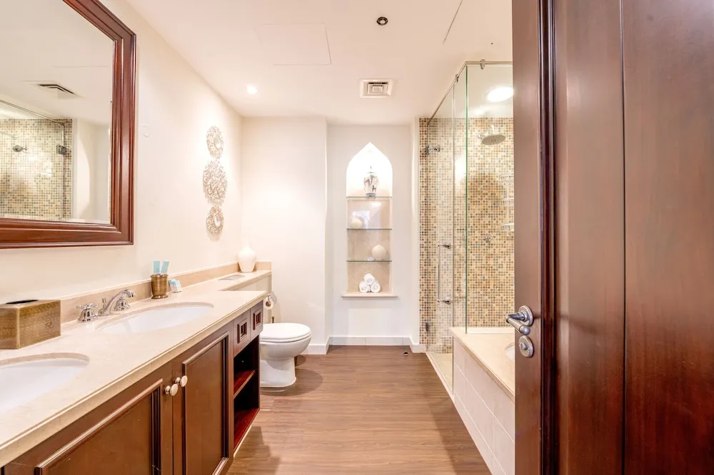 Deluxe 2BR Apartment