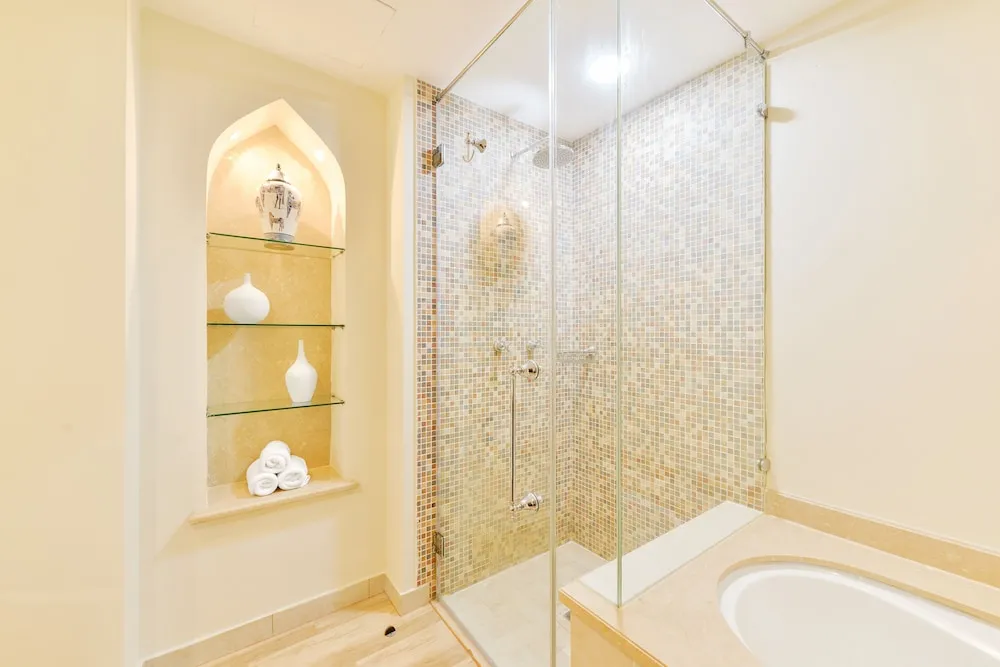 Deluxe 2BR Apartment