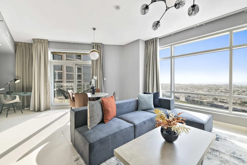 Lofts West 2405