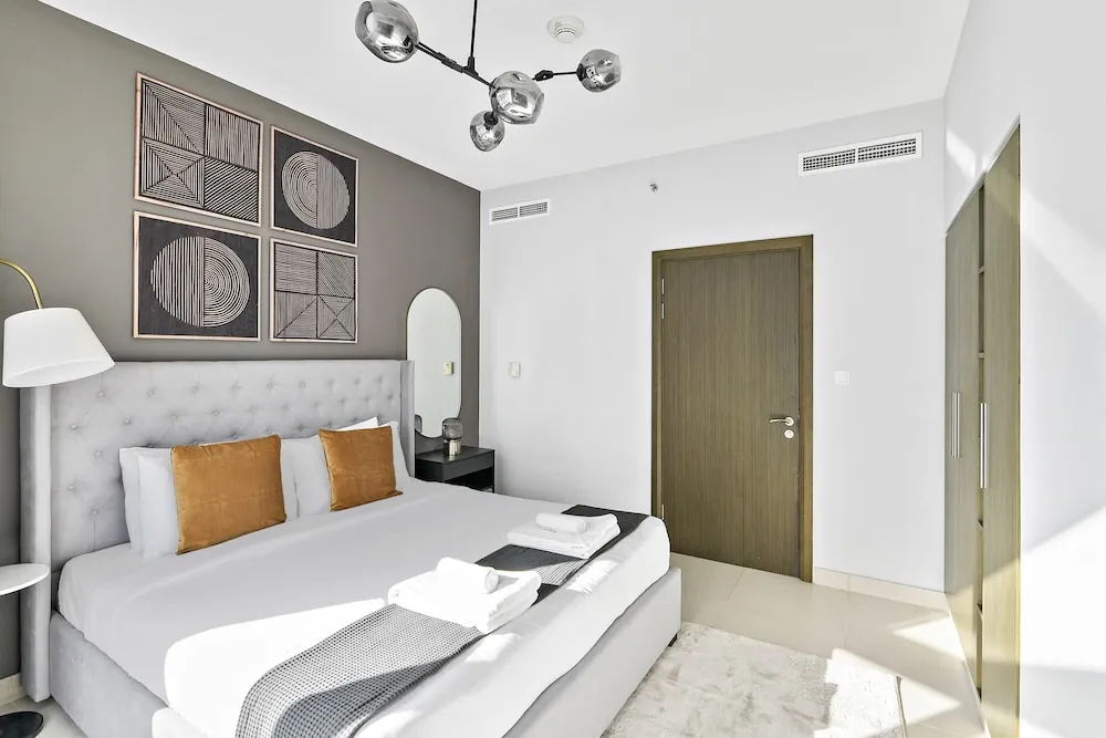 Lofts West 2405