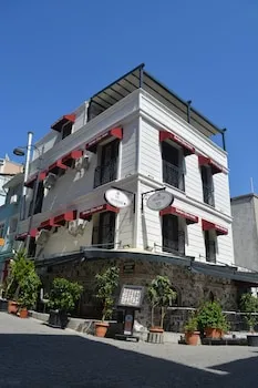 Garden Elisa Hotel