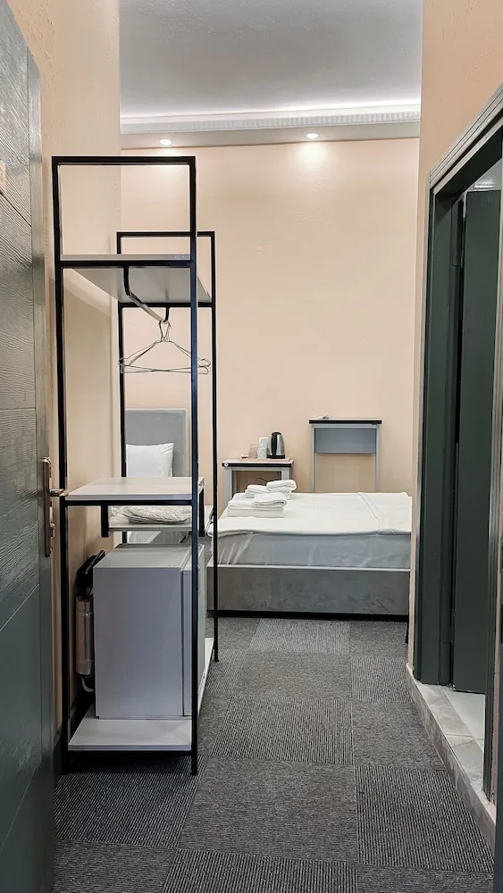 Classic Üç Kişilik Oda