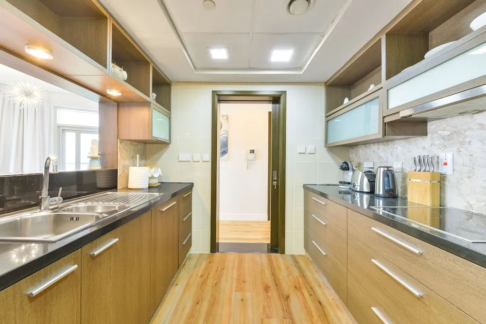 Deluxe 1BR Apartment