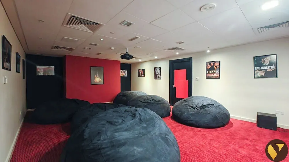 Lobi oturma alanı