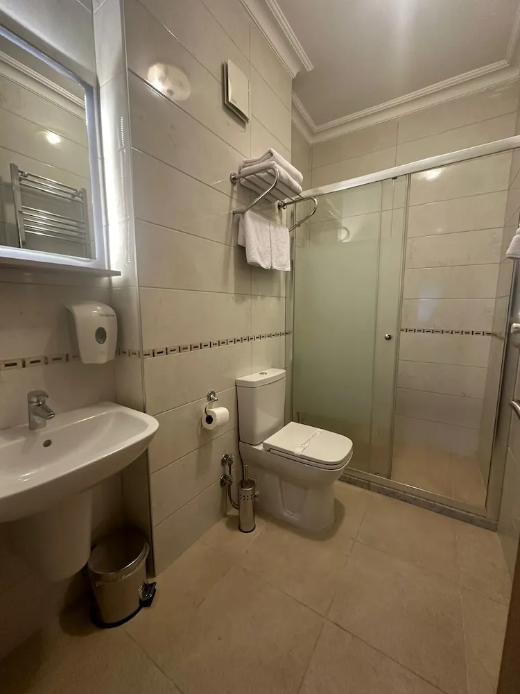 Deluxe Tek Büyük veya İki Ayrı Yataklı Oda, Şehir Manzaralı
