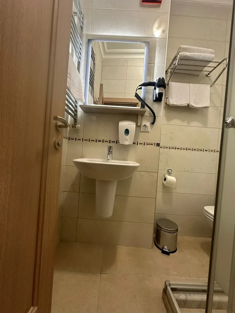 Standard Tek Büyük Yataklı Oda, Şehir Manzaralı