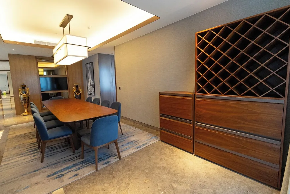 Exclusive Çatı Katı Süiti (Penthouse), Kanal Manzaralı