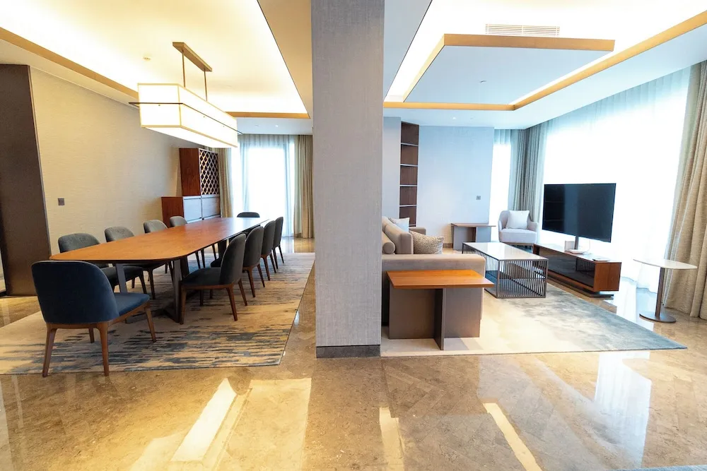 Exclusive Çatı Katı Süiti (Penthouse), Kanal Manzaralı