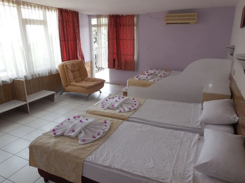 Family Dört Kişilik Oda