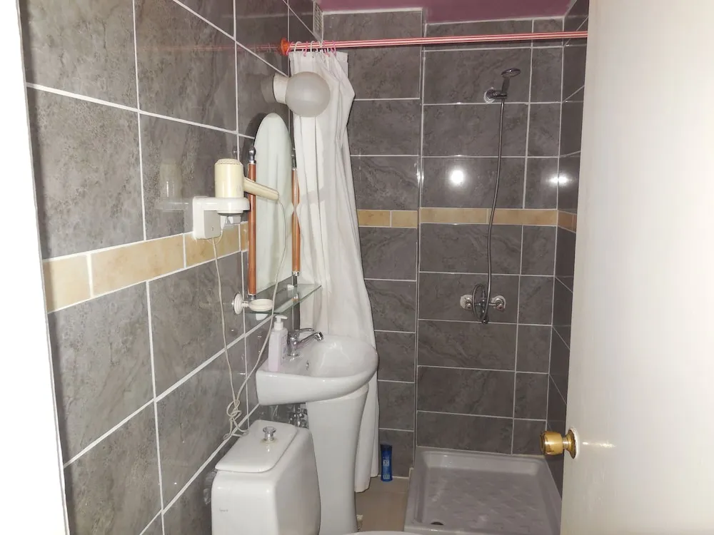 Standard Tek Büyük veya İki Ayrı Yataklı Oda