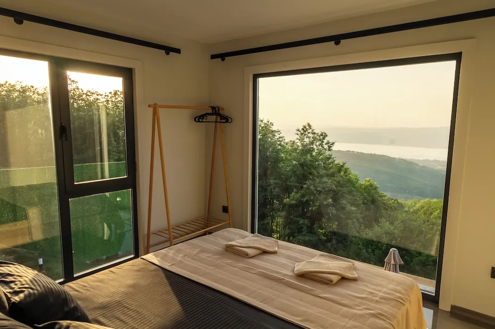 Villa, 3 Yatak Odası, Kişiye Özel Havuzlu, Göl Manzaralı