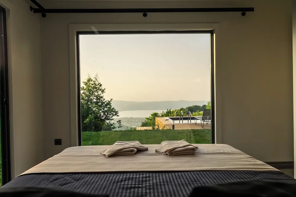 Villa, 3 Yatak Odası, Kişiye Özel Havuzlu, Göl Manzaralı