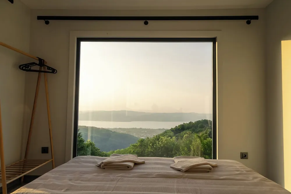 Villa, 3 Yatak Odası, Kişiye Özel Havuzlu, Göl Manzaralı