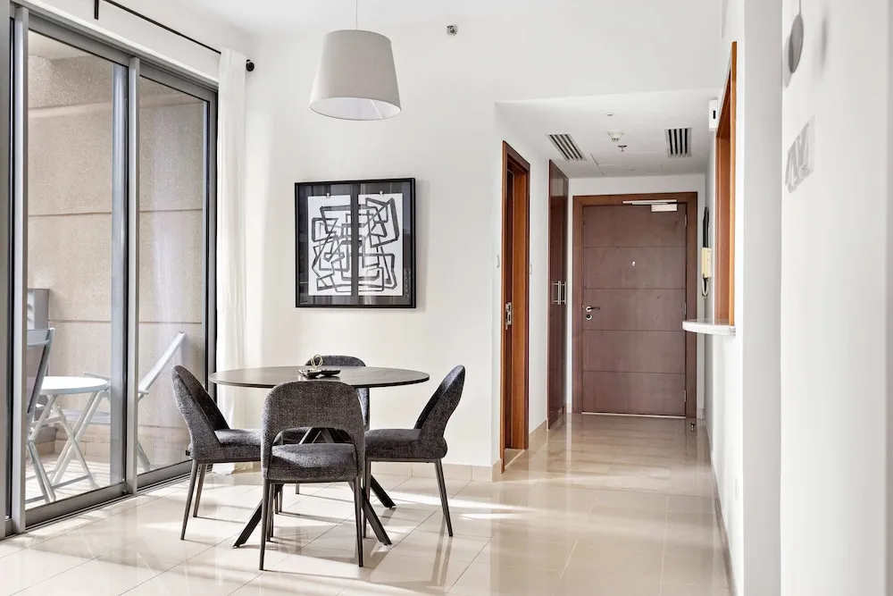Business Apartment Standpoint A 301