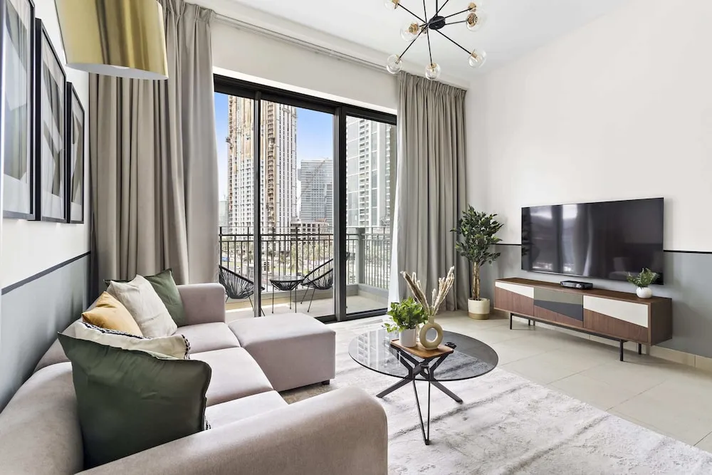 Business Apartment Standpoint A 402