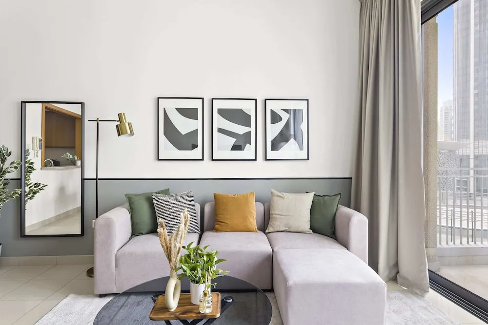 Business Apartment Standpoint A 402