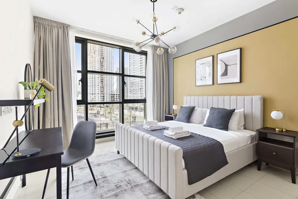 Business Apartment Standpoint A 402