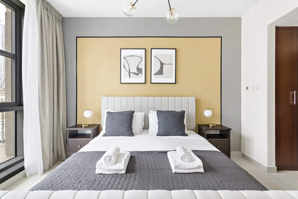Business Apartment Standpoint A 402