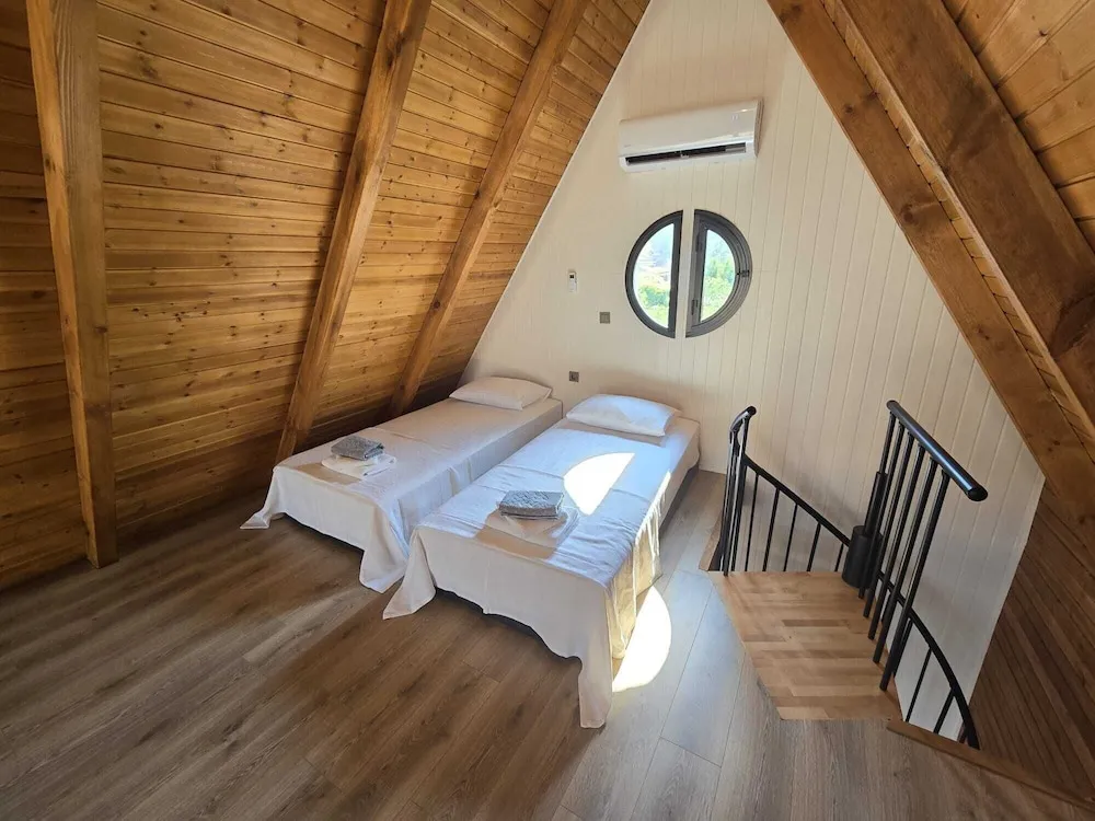 Deluxe Ağaç Ev, Dağ Manzaralı
