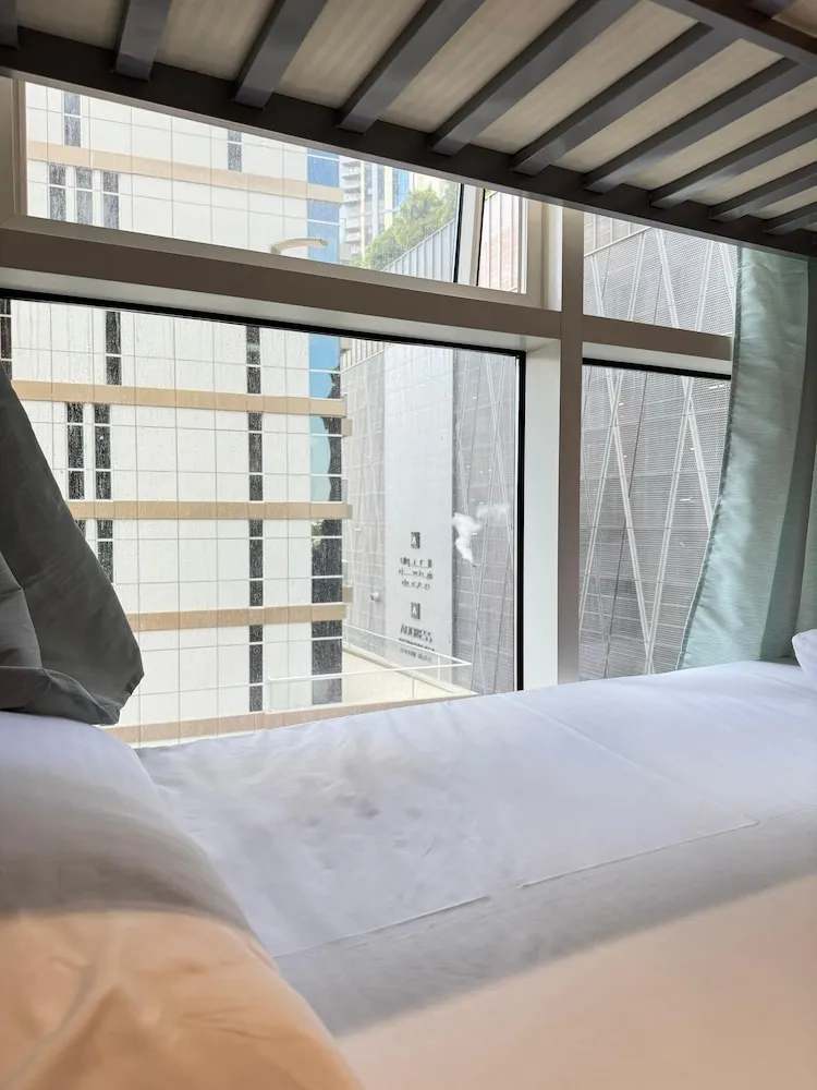 6 Bed Female Dormitory Room