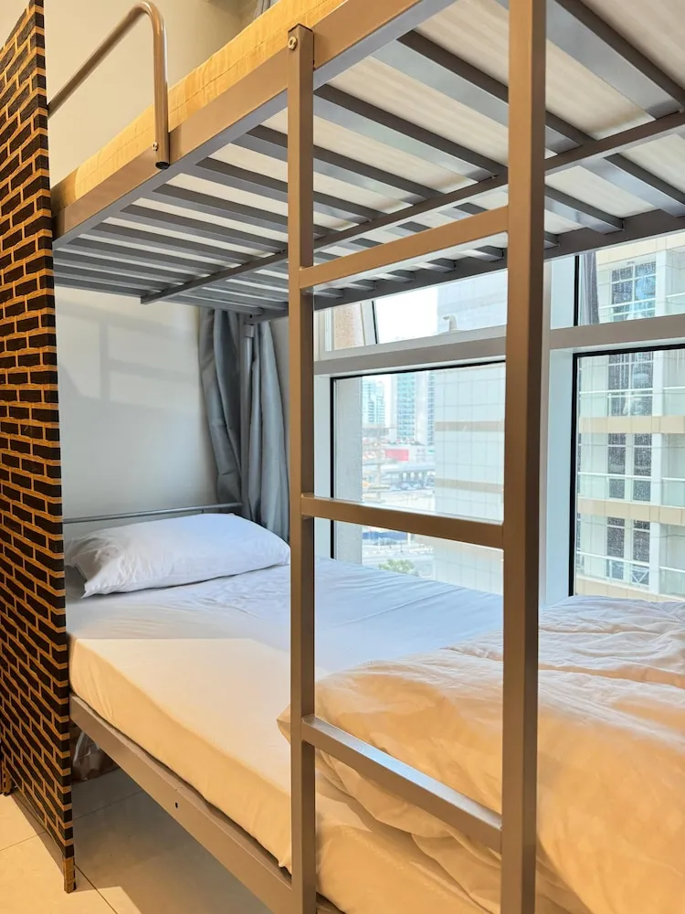 6 Bed Female Dormitory Room