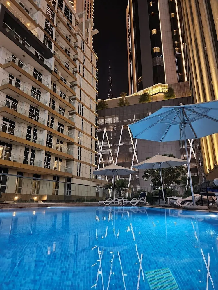 6 Bed Female Dormitory Room