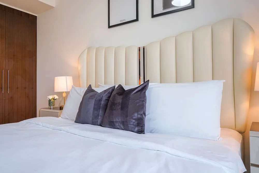 Stylish One Bedroom Apartment Standard