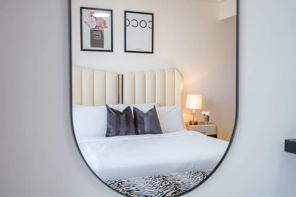 Stylish One Bedroom Apartment Standard