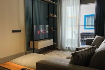 Rudblu Suites
