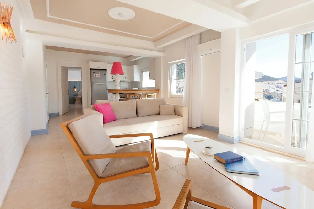 Luxury Apart Daire, Bahçe Manzaralı