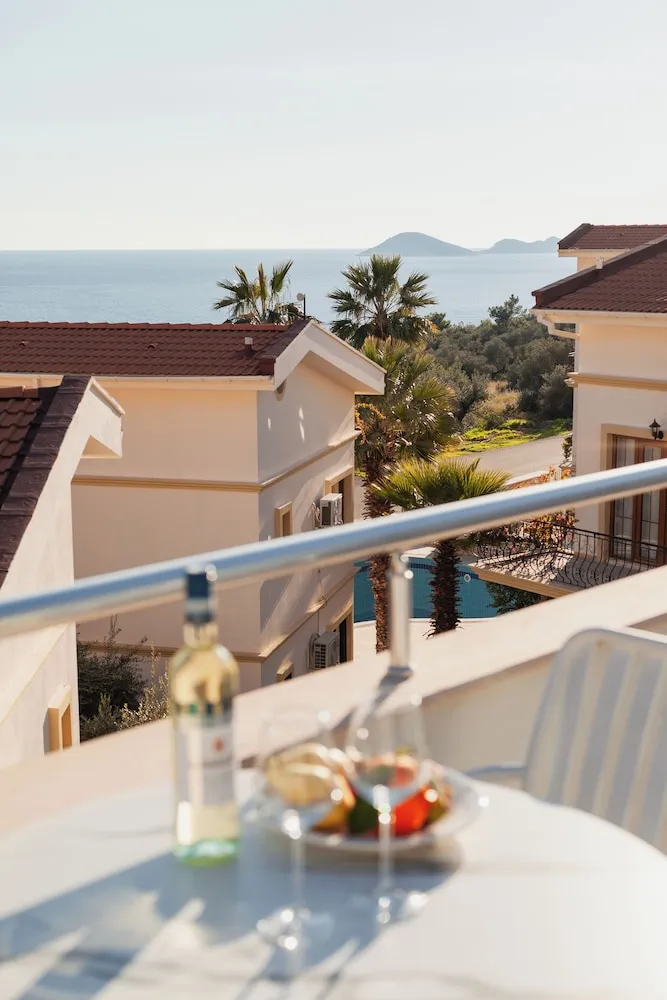 Luxury Apart Daire, Bahçe Manzaralı