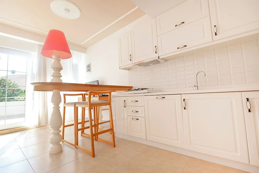 Luxury Apart Daire, Deniz Manzaralı