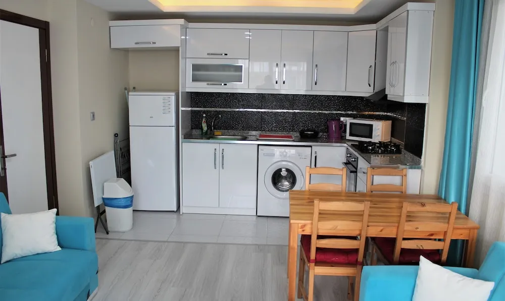 Economy Apart Daire, Balkon, Bahçe Manzaralı