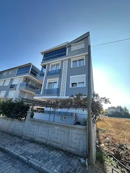 Mavi Restaurant & Apartments 1