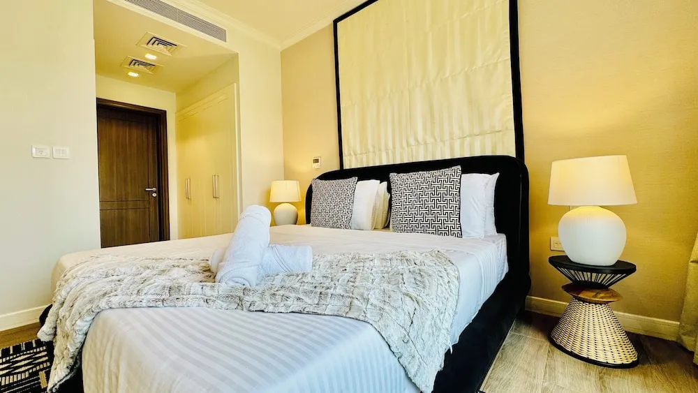 Villa, Balkon, Şehir Manzaralı