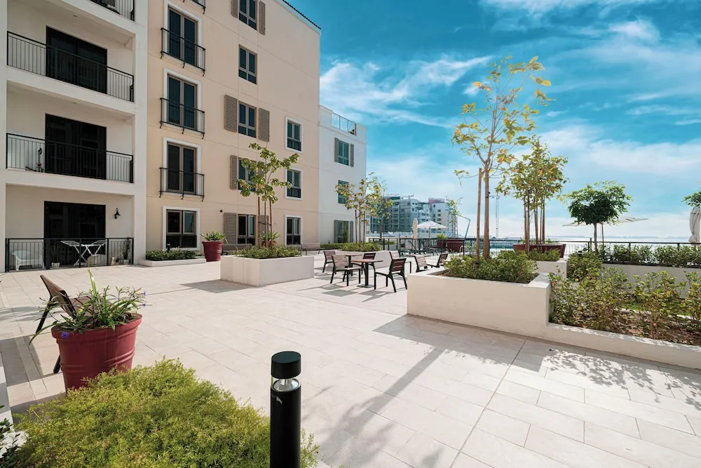 Standard Apart Daire, Plaj Kenarı