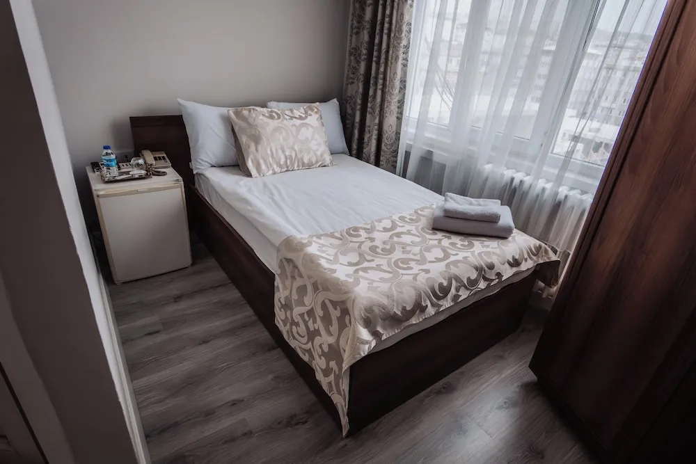 Standard Tek Büyük Yataklı Oda, Şehir Manzaralı