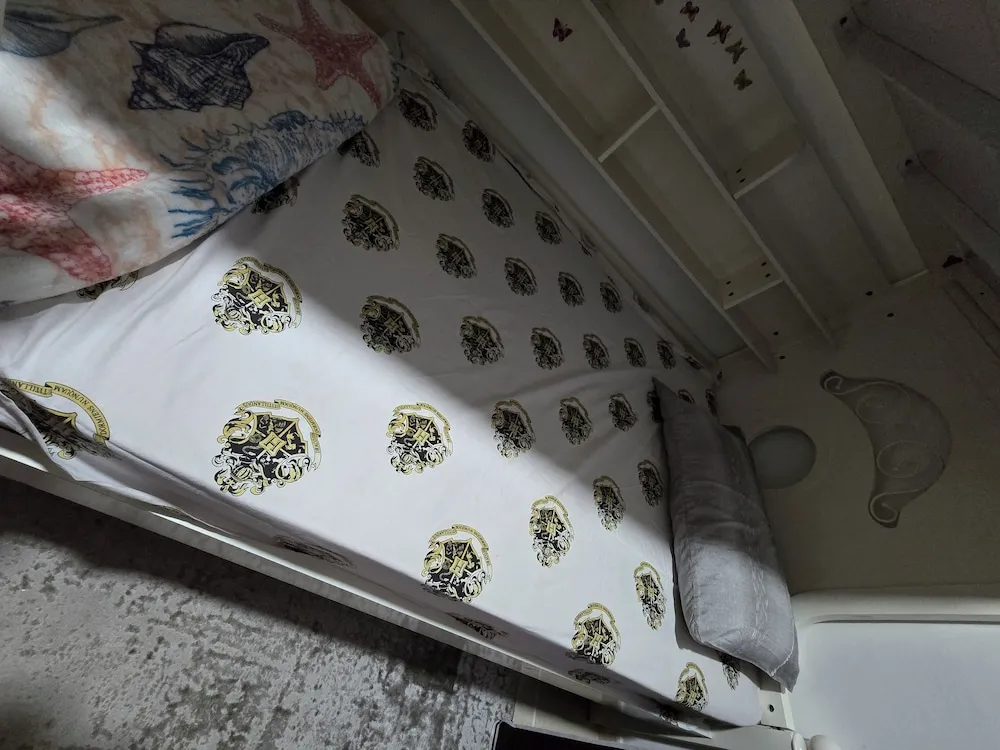 Ortak Ranzalı Oda, Karma Ranzalı Oda