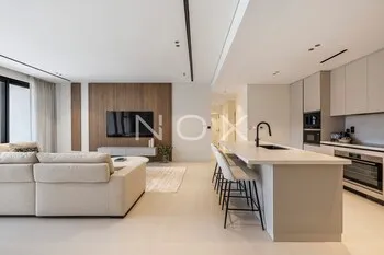 Unwind in Style Grand 2BR Citywalk B12